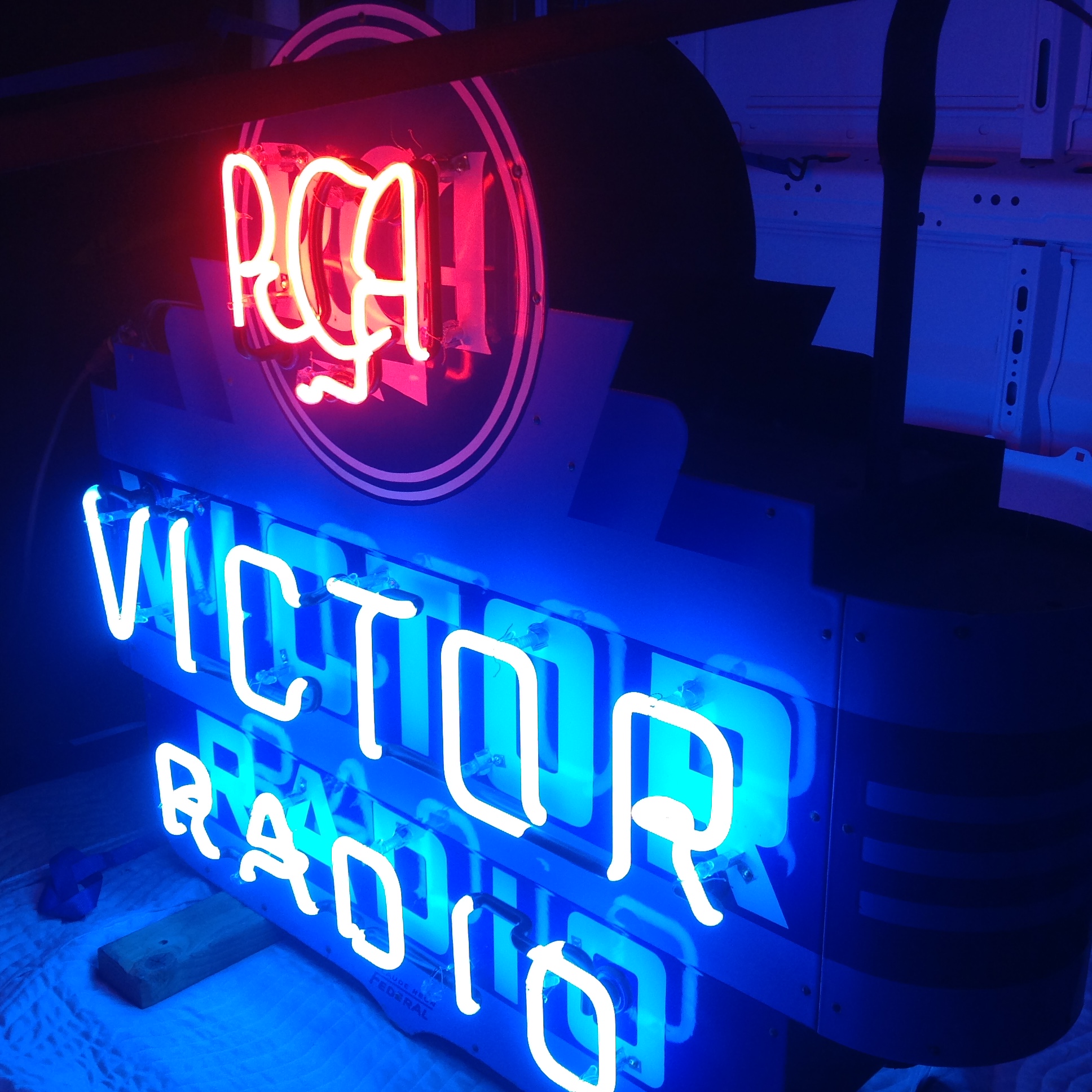 Rca Victor Radio Double Sided Porcelain Art Deco Neon Store Sign Obnoxious Antiques