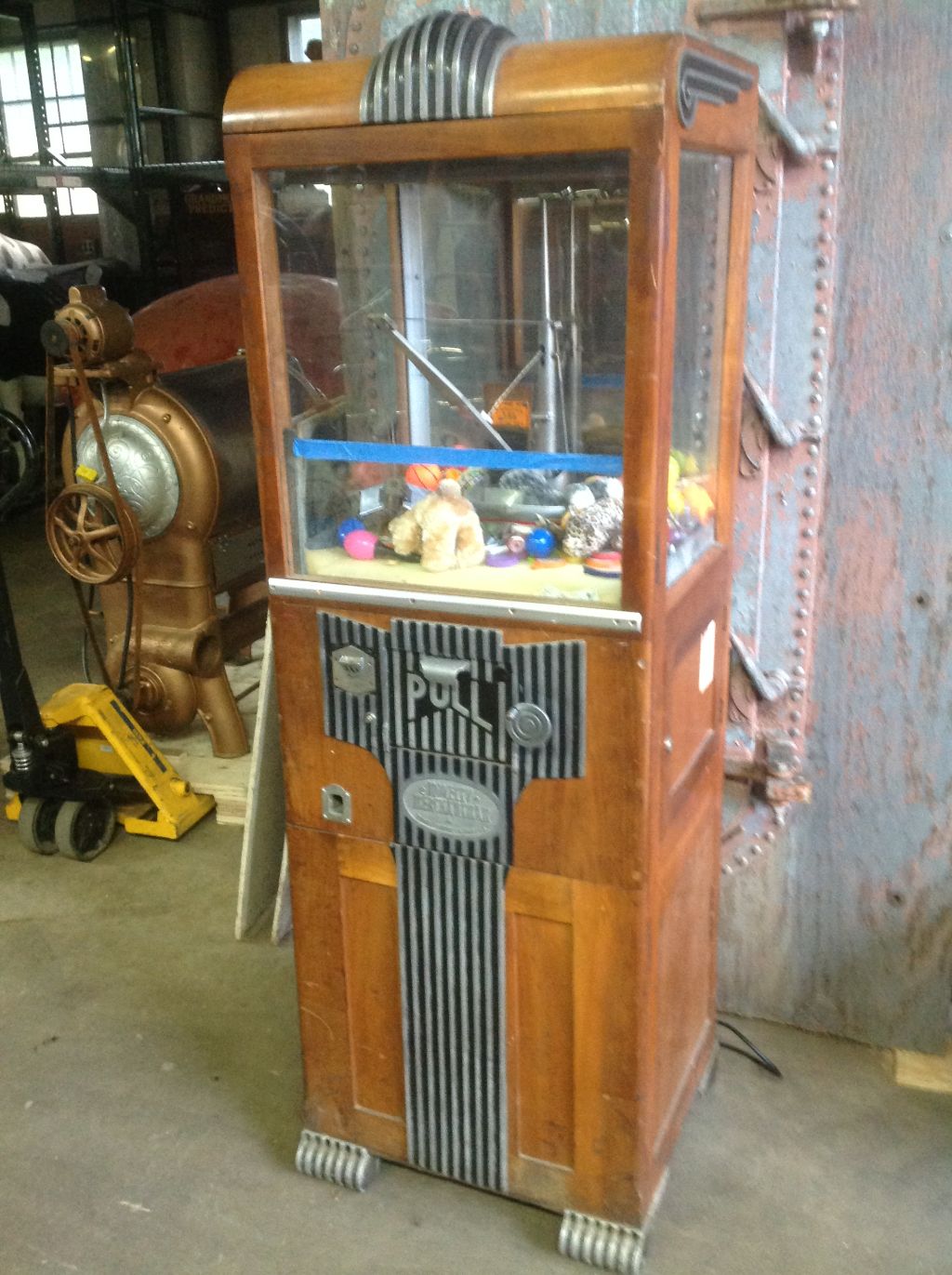 Antique Novelty Merchant Coin Operated Penny Arcade Crane « Obnoxious